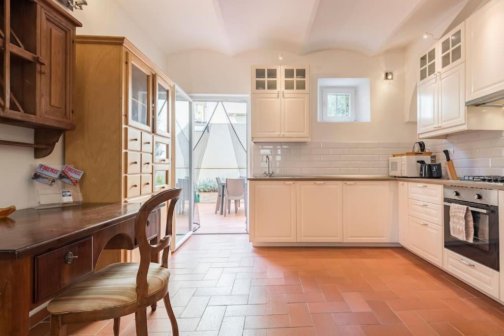 Dalu Florence Apartment Davide - Private Car Park 15 Minutes To The City Center エクステリア 写真