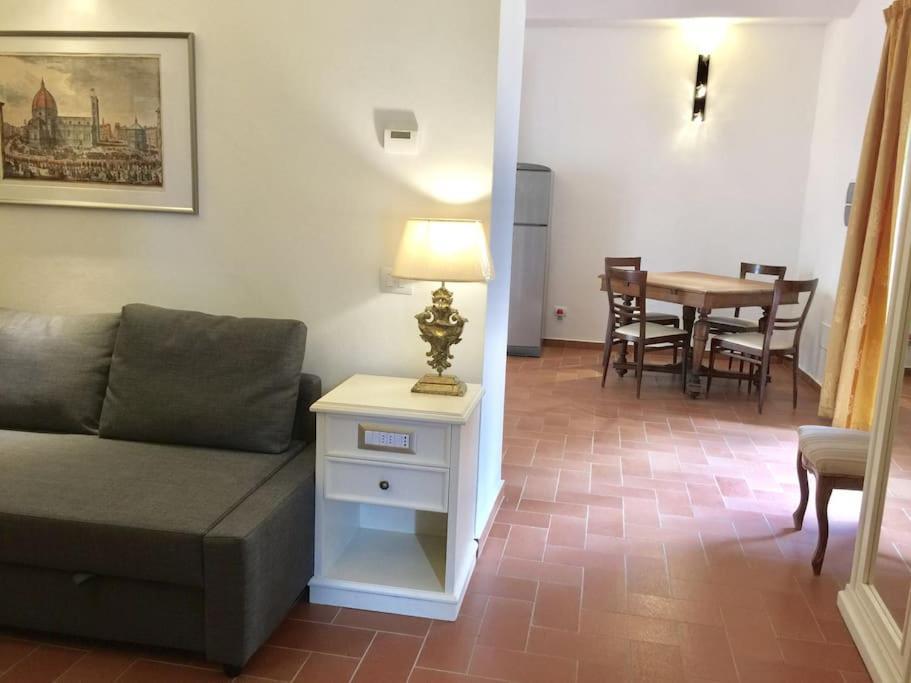 Dalu Florence Apartment Davide - Private Car Park 15 Minutes To The City Center エクステリア 写真