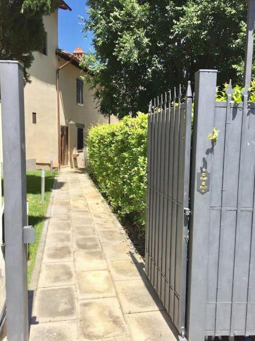 Dalu Florence Apartment Davide - Private Car Park 15 Minutes To The City Center エクステリア 写真